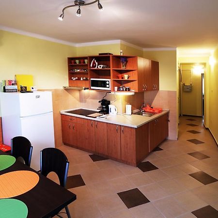 Mars Ii. Apartman Apartamento Szeged Exterior foto